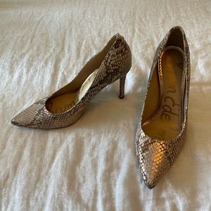 Sam Edelman snake skin leather pumps